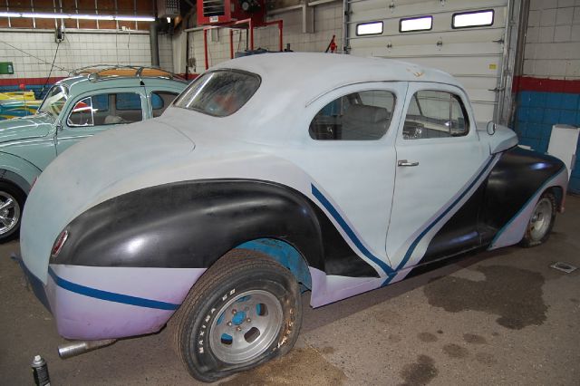 1948 Plymouth Business Coupe RAM 3500 Sport Dually