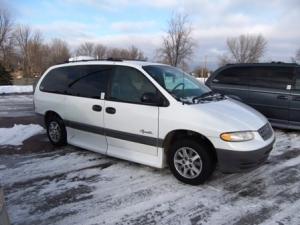 1996 Plymouth Grand Voyager SE