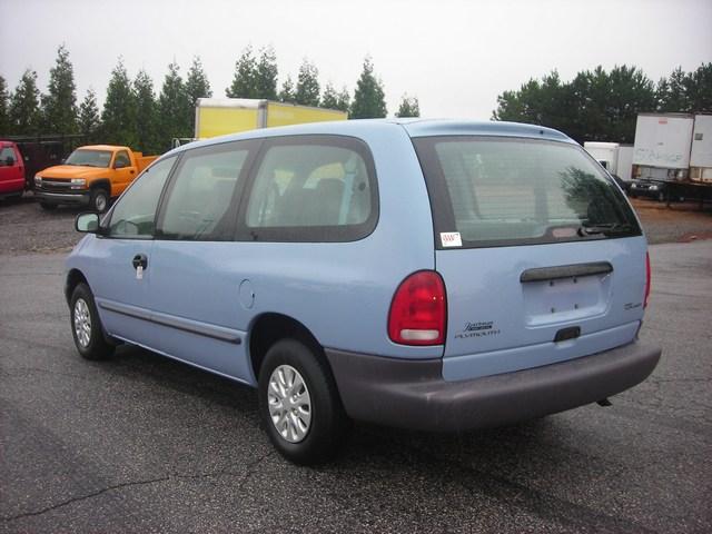 1996 Plymouth Grand Voyager Base
