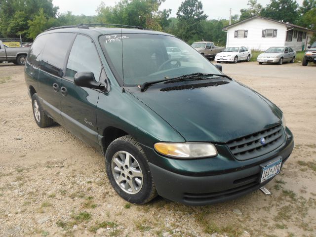 1997 Plymouth Grand Voyager SE