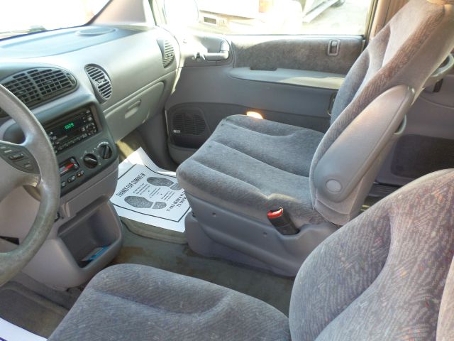 1998 Plymouth Grand Voyager Unknown