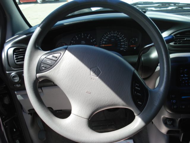 1998 Plymouth Grand Voyager SE