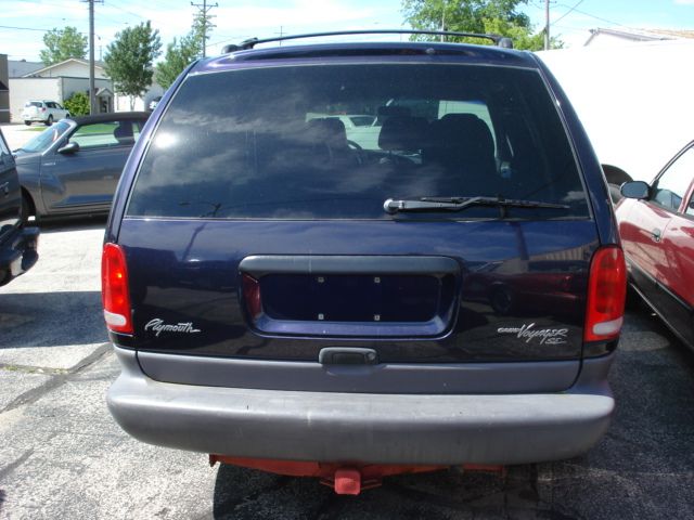 1998 Plymouth Grand Voyager SE