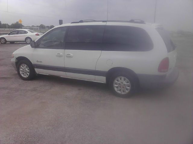 1999 Plymouth Grand Voyager Unknown