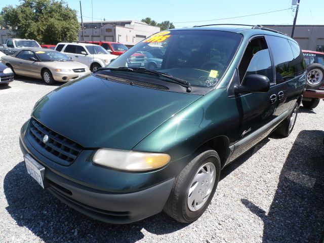 1999 Plymouth Grand Voyager Unknown