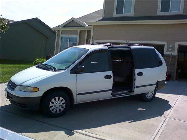 1999 Plymouth Grand Voyager Unknown