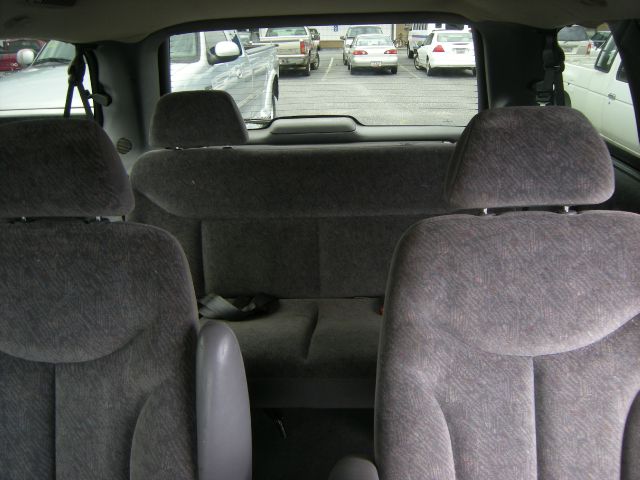 1999 Plymouth Grand Voyager Unknown