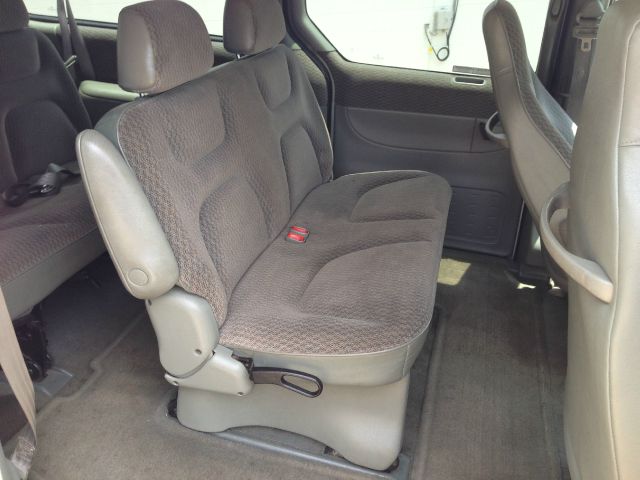 1999 Plymouth Grand Voyager Unknown