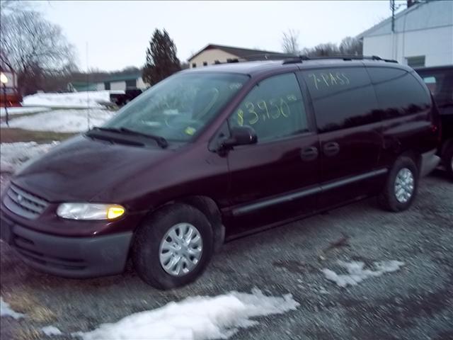 2000 Plymouth Grand Voyager Base