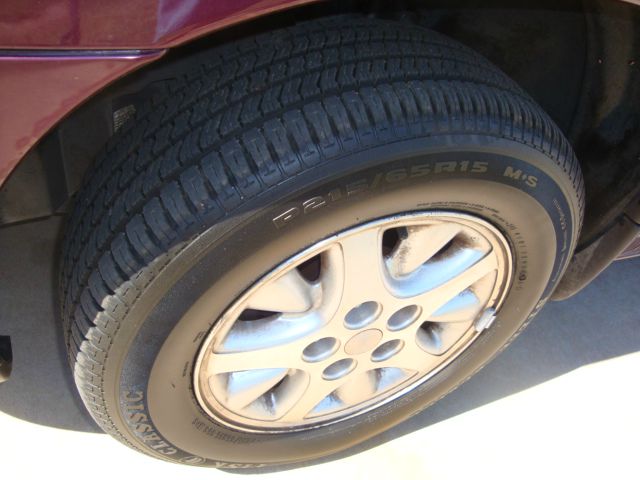 2000 Plymouth Grand Voyager SE