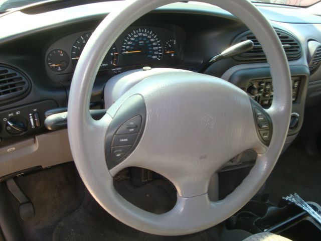 2000 Plymouth Grand Voyager SE