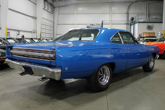 1968 Plymouth ROAD RUNNER DX 4x4