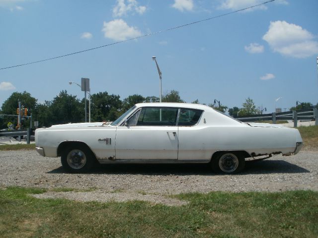 1967 Plymouth Sport Fury C230 4dr Sdn 2.3L Kompressor Sedan