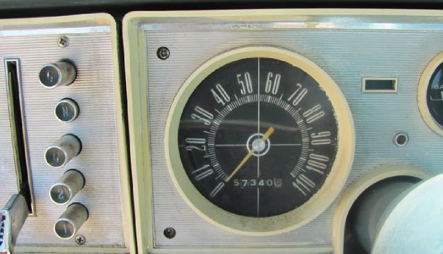 1964 Plymouth Valiant 4.2L Quattro LWB AUTO