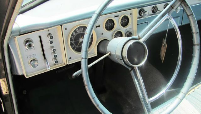 1964 Plymouth Valiant 4.2L Quattro LWB AUTO