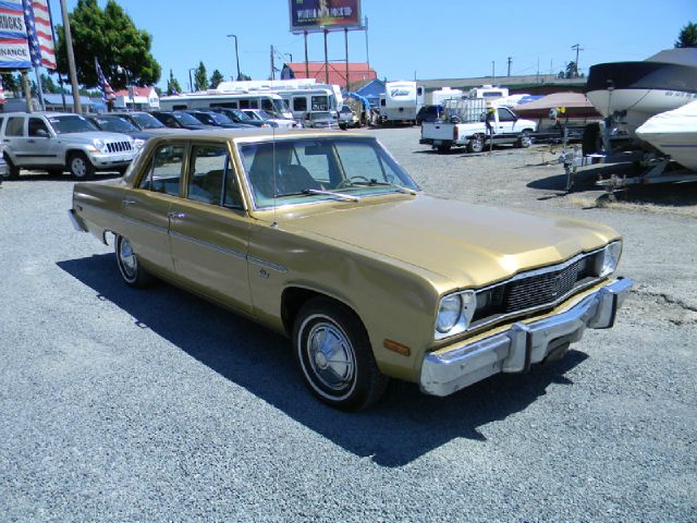 1975 Plymouth Valiant Unknown