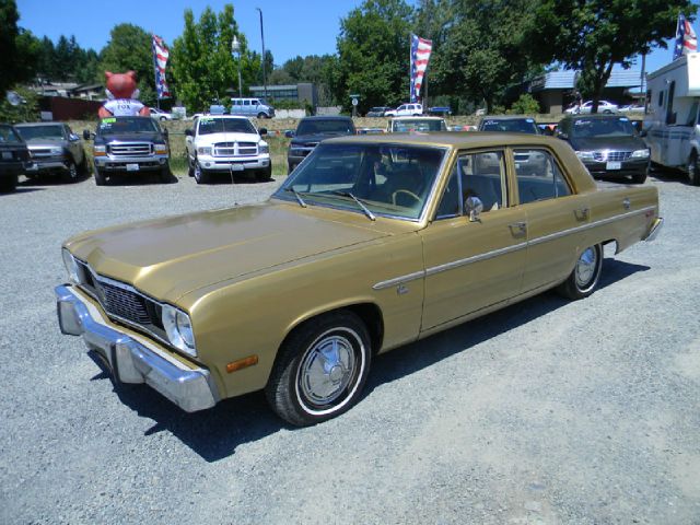 1975 Plymouth Valiant Unknown