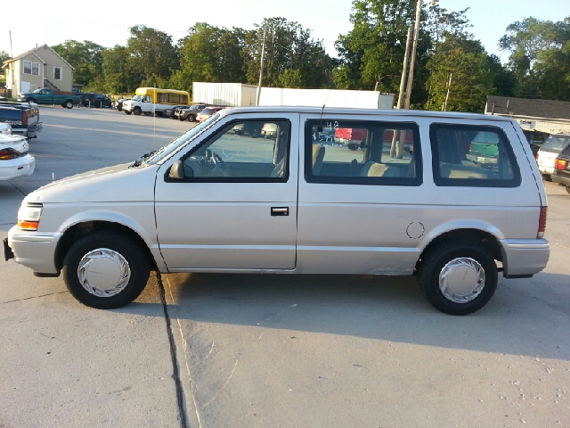 1991 Plymouth Voyager 2006 Mercury Premier