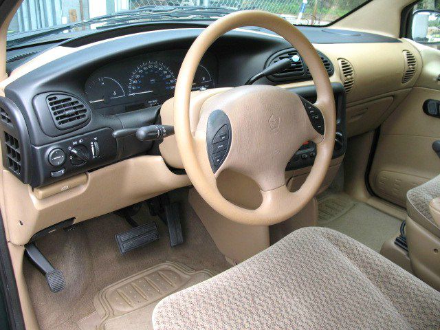 1998 Plymouth Voyager 2500 Cargo Van TMU