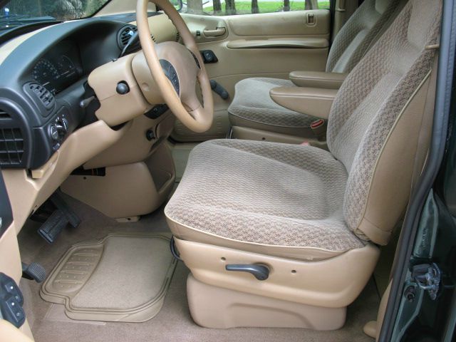 1998 Plymouth Voyager 2500 Cargo Van TMU