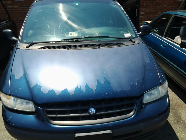 1999 Plymouth Voyager Base