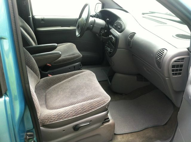 1999 Plymouth Voyager Base