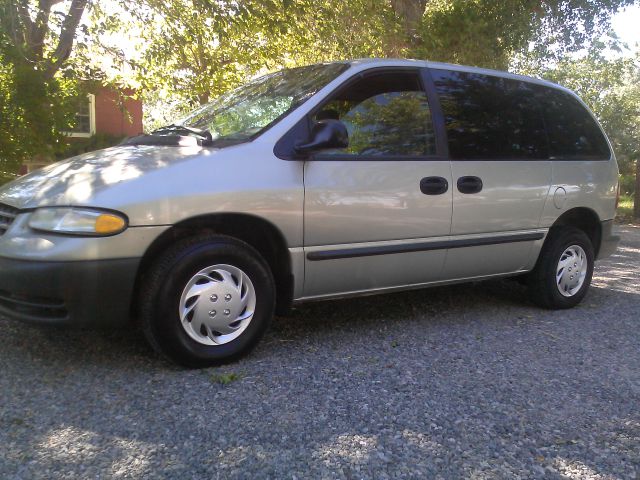 2000 Plymouth Voyager Unknown