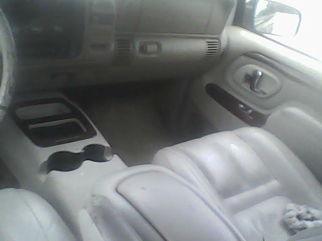 2000 Plymouth Voyager Base