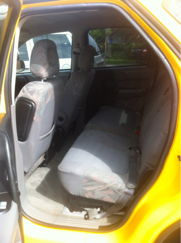 2001 Pontiac Aztek Base