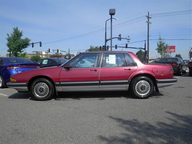1989 Pontiac Bonneville X