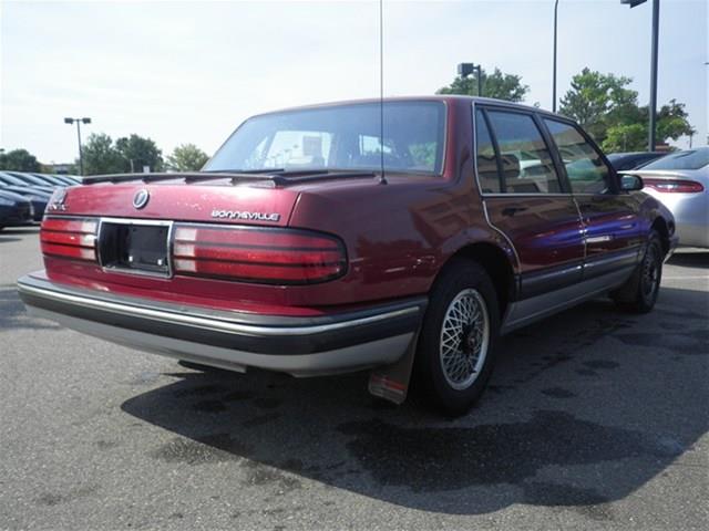 1989 Pontiac Bonneville X