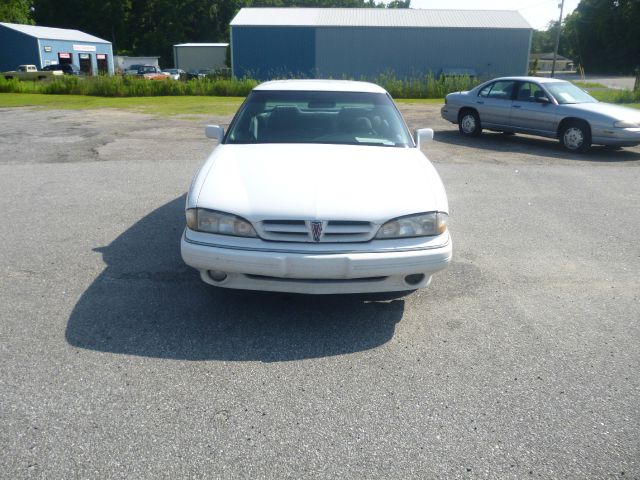1993 Pontiac Bonneville SE