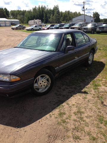 1993 Pontiac Bonneville SE