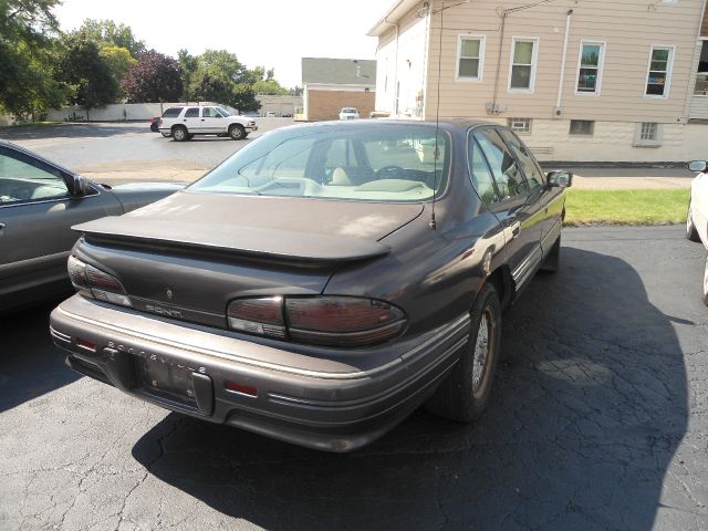 1993 Pontiac Bonneville SE