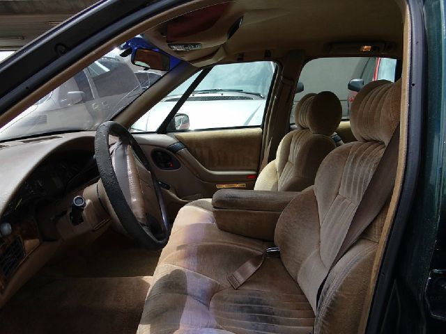 1994 Pontiac Bonneville SE