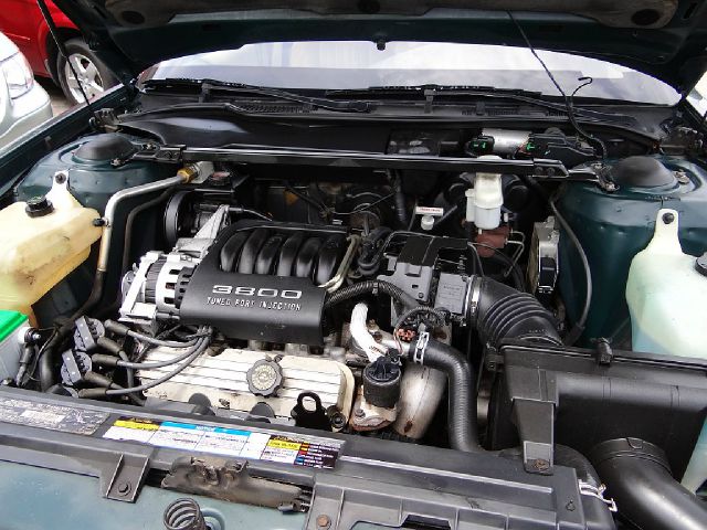 1994 Pontiac Bonneville SE