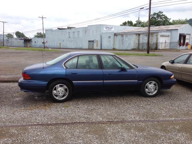1994 Pontiac Bonneville SE