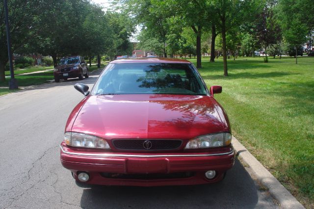 1995 Pontiac Bonneville SE