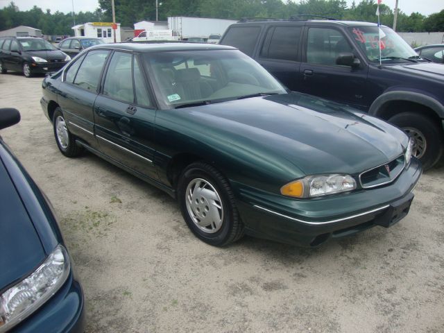 1996 Pontiac Bonneville SE