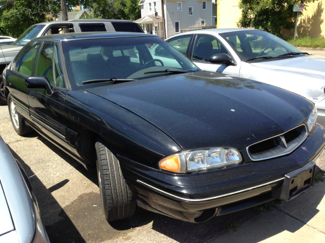 1997 Pontiac Bonneville SE