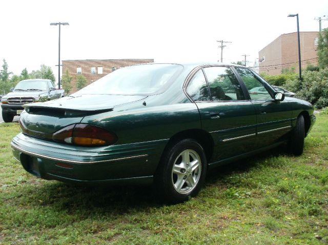 1997 Pontiac Bonneville SE