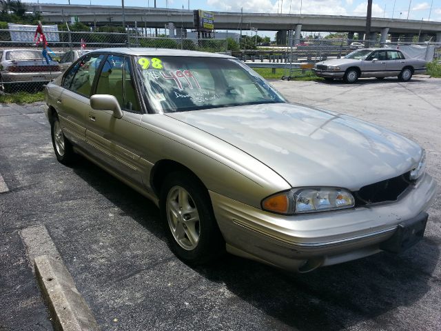 1998 Pontiac Bonneville SE