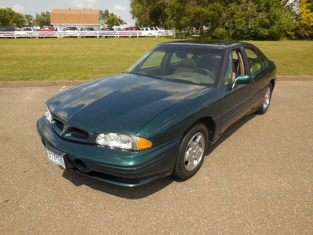 1998 Pontiac Bonneville 4DR Limited AWD