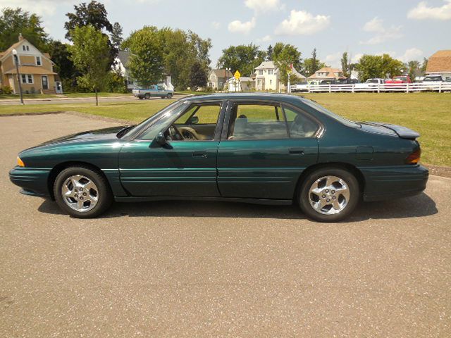 1998 Pontiac Bonneville 4DR Limited AWD