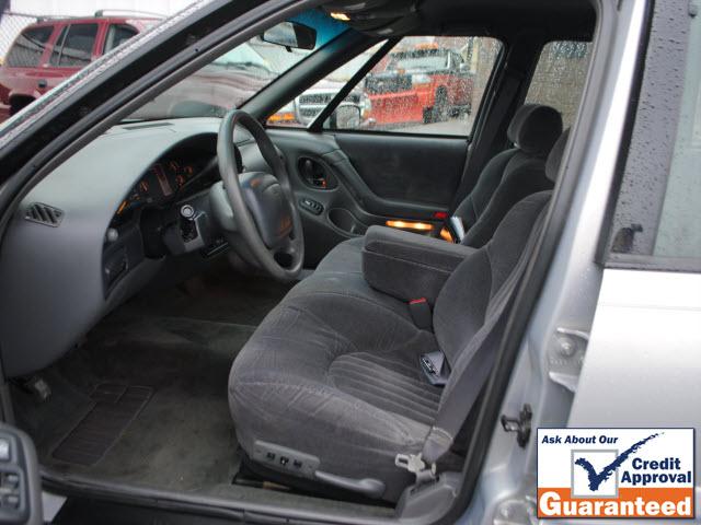 1998 Pontiac Bonneville SE