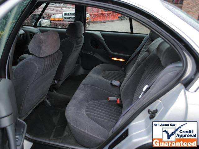 1998 Pontiac Bonneville SE