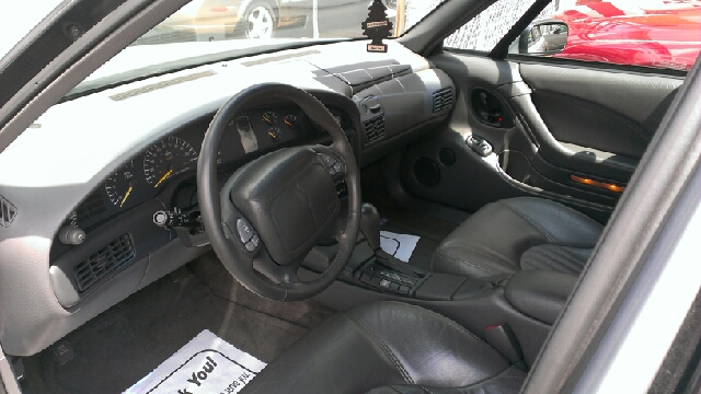 1998 Pontiac Bonneville SE