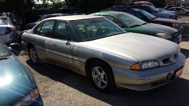 1998 Pontiac Bonneville SE