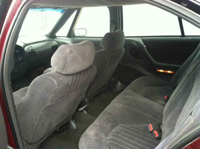 1998 Pontiac Bonneville SE