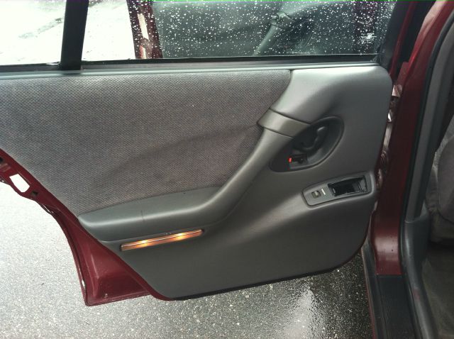 1998 Pontiac Bonneville SE